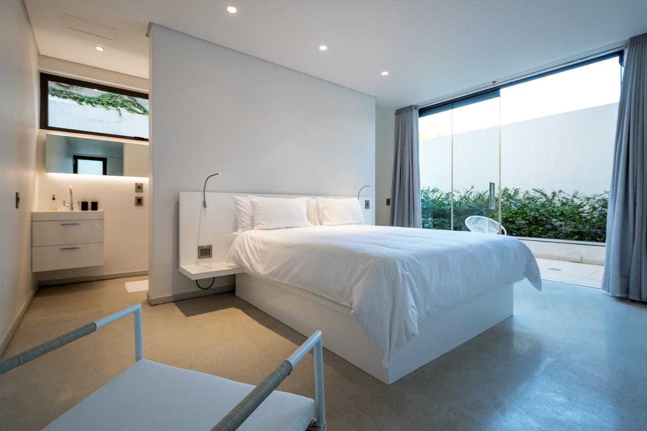 Livega House Hotell Windhoek Eksteriør bilde